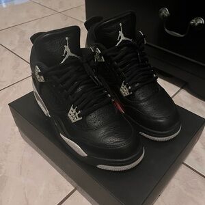 Jordan 4s original Black oreos 2015
